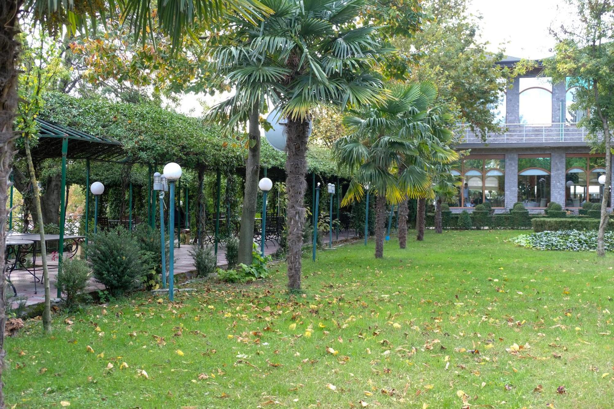 Buna Park Hotel Berdic e Siperme Esterno foto